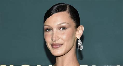 No, Dior has not replaced Bella Hadid wi